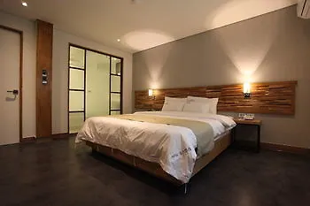 Incheon Soma Hotel 2*,