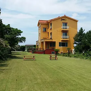 호스텔 준 하우스 제주